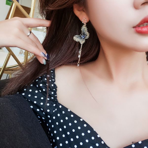 blue elegant dangle pink 1pair zinc alloy long butterfly golden shuttle embroidery crystal temperament trendy drop earrings, Silver
blue elegant dangle pink 1pair zinc alloy long butterfly golden shuttle embroidery crystal temperament trendy drop earrings, Silver