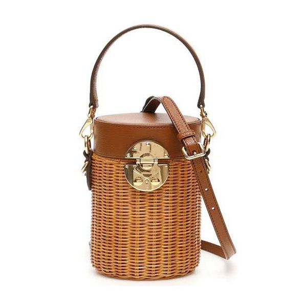 fashion rattan women shoulder bags designer handbags luxury wicker woven crossbody bag summer beach straw bag lady small purses
fashion rattan women shoulder bags designer handbags luxury wicker woven crossbody bag summer beach straw bag lady small purses