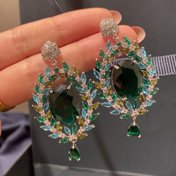luxury jewelry big green crystal petal woman earrings 925 silver needle flower zircon fringe long earrings designer
luxury jewelry big green crystal petal woman earrings 925 silver needle flower zircon fringe long earrings designer