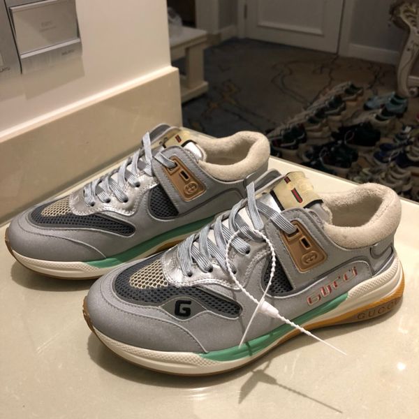 2020 new ew luxury designer couple casual sports shoes men and women fashion casual sports
2020 new ew luxury designer couple casual sports shoes men and women fashion casual sports