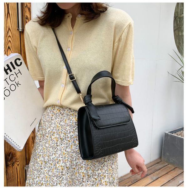 small pu leather crossbody bags for women 2020 casual totes designer shoulder messenger bag female travel handbags fashion flap
small pu leather crossbody bags for women 2020 casual totes designer shoulder messenger bag female travel handbags fashion flap
