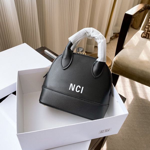 ladies handbag fashion messenger bag new tide mini bag for women runway style 2006172x
ladies handbag fashion messenger bag new tide mini bag for women runway style 2006172x