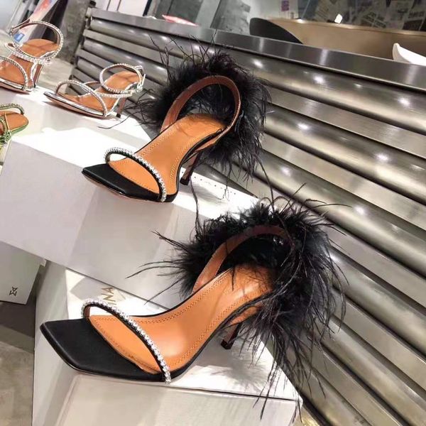 perfect official quality amina muaddi suede adwoa sandal in black feather crysta women leather satin sandals shoes
perfect official quality amina muaddi suede adwoa sandal in black feather crysta women leather satin sandals shoes