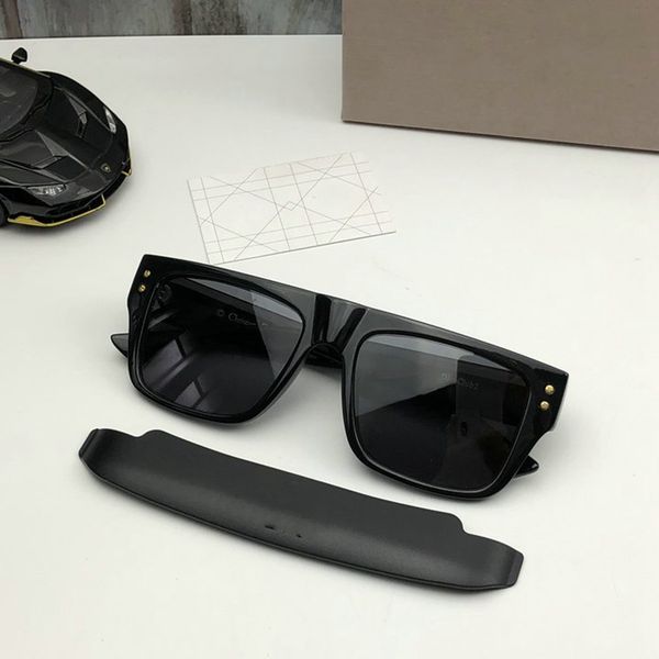 this summer the new brand designer sunglasses driving glasses female round face tide brand camouflage polarized sunglasses man, White;black
this summer the new brand designer sunglasses driving glasses female round face tide brand camouflage polarized sunglasses man, White;black