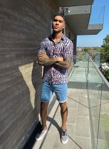 mens 2020 luxury designer shirts slim print solid color crew neck shirt summer male clothing, White;black
mens 2020 luxury designer shirts slim print solid color crew neck shirt summer male clothing, White;black