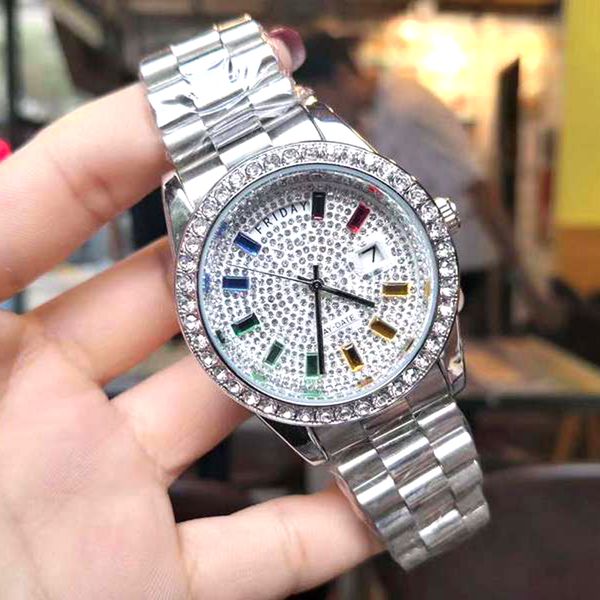 swiss brand высокого качества мужчины часы iced out красочные алмазный циферблат кварцевые часы движение для мужчин дата gold watch монтре d, Slivery;brown
swiss brand высокого качества мужчины часы iced out красочные алмазный циферблат кварцевые часы движение для мужчин дата gold watch монтре d, Slivery;brown