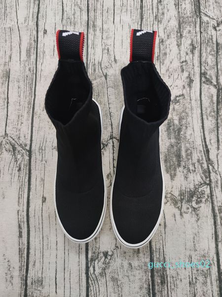 luxury designer sneakers black fashion stripes flat bottom thick socks casual shoes g02
luxury designer sneakers black fashion stripes flat bottom thick socks casual shoes g02