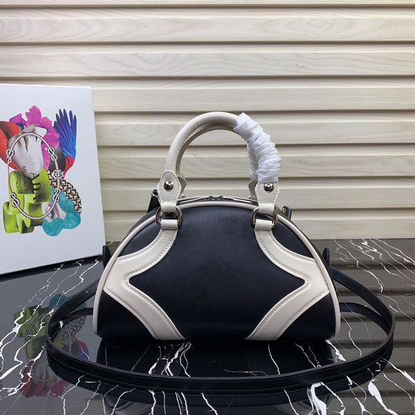 fashion bags handbags lady clasp crossbody bags storage bag diamond bag cowhide 
fashion bags handbags lady clasp crossbody bags storage bag diamond bag cowhide