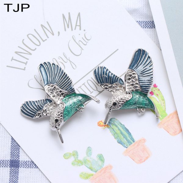tjp korean version fashion bird brooch drip gel dysplinding bird alloy clothing brooches for women, Gray
tjp korean version fashion bird brooch drip gel dysplinding bird alloy clothing brooches for women, Gray
