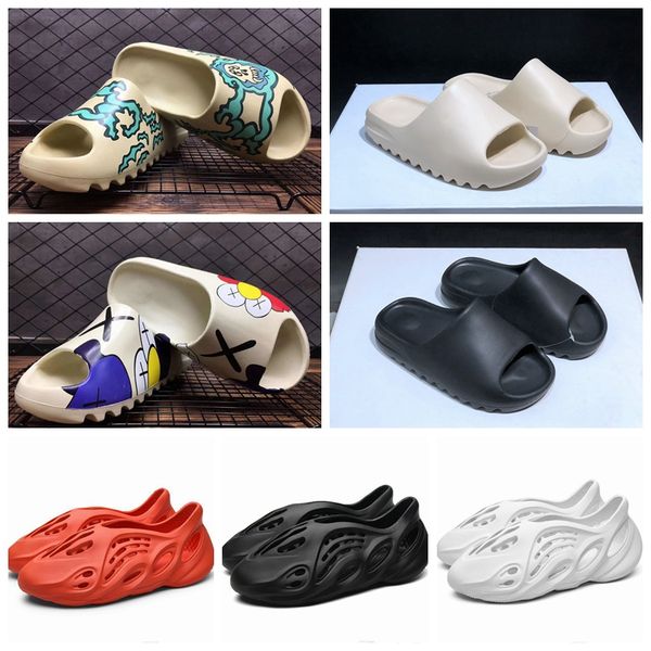 2020 kanye slipper earth brown foam runner triple white black women mens classic sandals slides platform outdoor slippers 36-45
2020 kanye slipper earth brown foam runner triple white black women mens classic sandals slides platform outdoor slippers 36-45