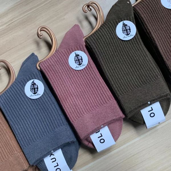 20 пар / комплект женские чулки конфеты цвет носки осень зима мужские хлопчатобумажные носки оптовая высокое качество женская мода носок, Black;white
20 пар / комплект женские чулки конфеты цвет носки осень зима мужские хлопчатобумажные носки оптовая высокое качество женская мода носок, Black;white