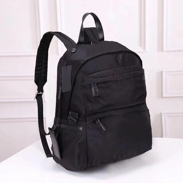wholesale classic waterproof nylon oxford men's backpack large bag thin notebook backpack fashionable travel spinning capacity ljqrq, Red;black
wholesale classic waterproof nylon oxford men's backpack large bag thin notebook backpack fashionable travel spinning capacity ljqrq, Red;black