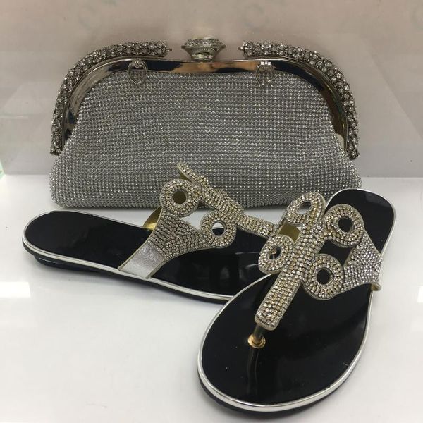 latest nigerian wedding bag and shoes set woman shoes and bag set decorated with rhinestone women designers, Black
latest nigerian wedding bag and shoes set woman shoes and bag set decorated with rhinestone women designers, Black
