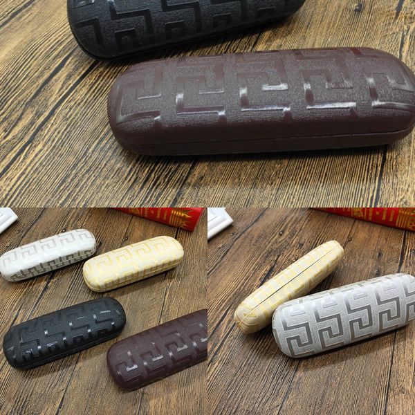 handmade simple portable myopia case case storage glasses anti-pressure anti-fall glasses box storage box
handmade simple portable myopia case case storage glasses anti-pressure anti-fall glasses box storage box
