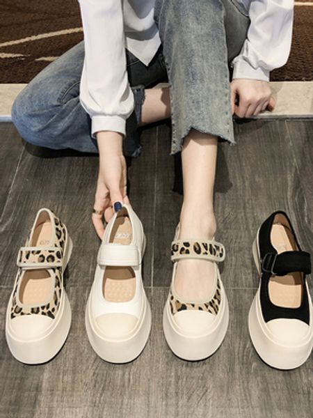shallow mouth shoes women 2020 spring new wild thick-soled women's shoes explosion models casual muffin old, Black
shallow mouth shoes women 2020 spring new wild thick-soled women's shoes explosion models casual muffin old, Black