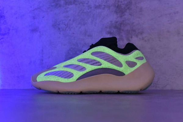 azael alvah 700 v3 kanye west running shoes white glow in the dark men women fashion luxury sneakers with box
azael alvah 700 v3 kanye west running shoes white glow in the dark men women fashion luxury sneakers with box