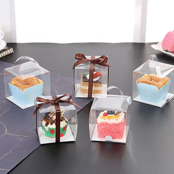 transparent cupcake box with insert & handle portable clear muffin cake box for bakery party dessert package boxes
transparent cupcake box with insert & handle portable clear muffin cake box for bakery party dessert package boxes