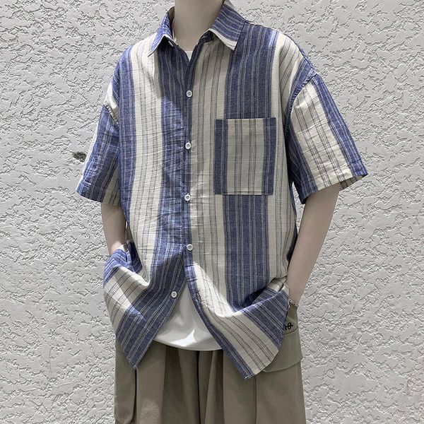 men's casual shirts 2021 summer youth korean version of ins striped five-point sleeve shirt fashion jacket, White;black
men's casual shirts 2021 summer youth korean version of ins striped five-point sleeve shirt fashion jacket, White;black