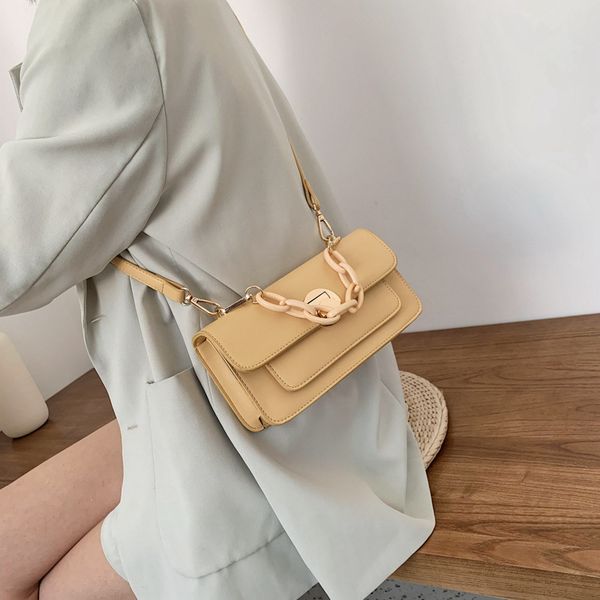 2020 new women's shoulder bag fashion small fresh korean girl acrylic chain mobile phone bag messenger
2020 new women's shoulder bag fashion small fresh korean girl acrylic chain mobile phone bag messenger