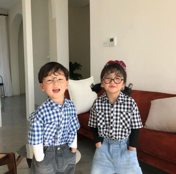 2020 new boys girls plaid shirt spring cotton fashion kids 1-7 years hj878, White;black
2020 new boys girls plaid shirt spring cotton fashion kids 1-7 years hj878, White;black