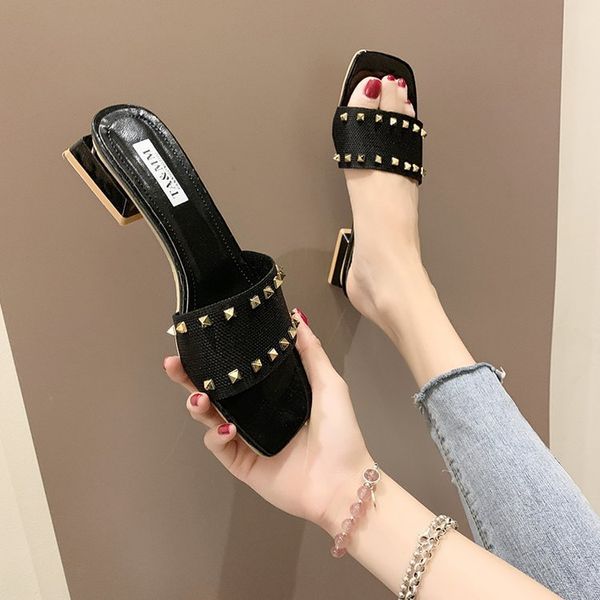 classic luxury designer slippers sandal women summer print leather upscale plain sandals novelty slippers beach casual shoes flip flops, Black
classic luxury designer slippers sandal women summer print leather upscale plain sandals novelty slippers beach casual shoes flip flops, Black