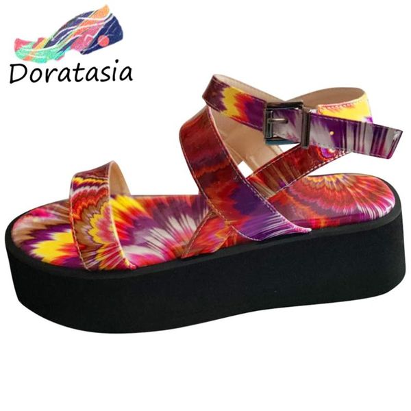 doratasia wholesale lady summer platform open toe sandals flower graffiti summer casual beach sandals women ins shoes woman, Black
doratasia wholesale lady summer platform open toe sandals flower graffiti summer casual beach sandals women ins shoes woman, Black