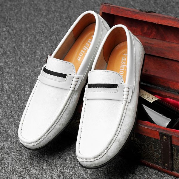 men's casual shoes leather men's loafers moccasins comfortable breathable non-slip driving shoes large size 45, Black
men's casual shoes leather men's loafers moccasins comfortable breathable non-slip driving shoes large size 45, Black