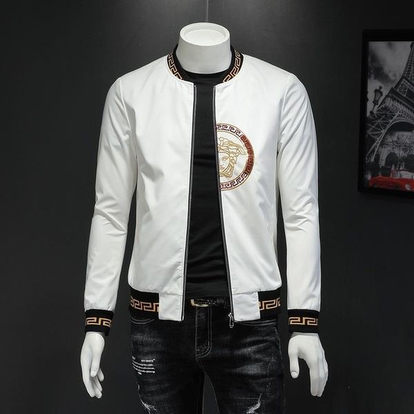 perfect quality men's jacket 2020 autumn man jacket embroidery and exquisite coat fashionable and comfortable2020, Black;brown
perfect quality men's jacket 2020 autumn man jacket embroidery and exquisite coat fashionable and comfortable2020, Black;brown