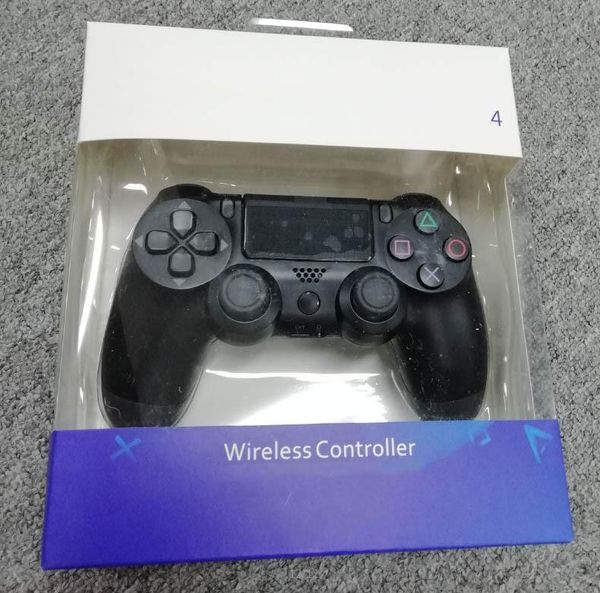 Новый беспроводной контроллер Bluetooth для PS4 вибрационный джойстик геймпад игровые контроллеры для Dualshock 4 с розничной коробкой home entertainment
Новый беспроводной контроллер Bluetooth для PS4 вибрационный джойстик геймпад игровые контроллеры для Dualshock 4 с розничной коробкой home entertainment