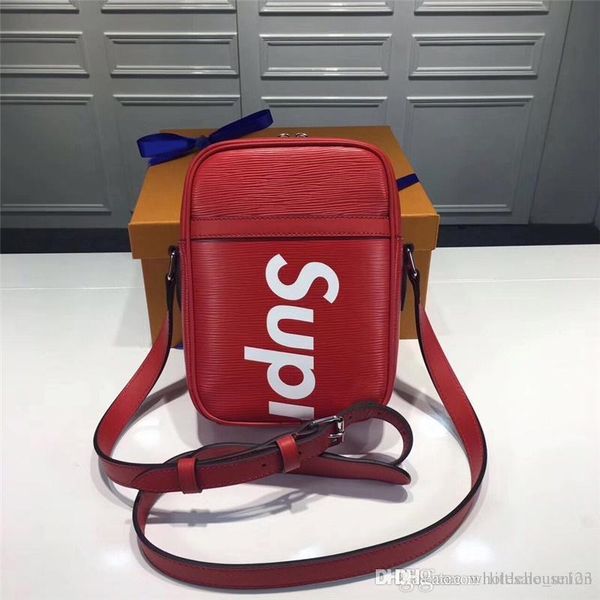 2018 shoulder backpack sport outdoor packs bag men women with original box authentic material black red 24x20x9cm
2018 shoulder backpack sport outdoor packs bag men women with original box authentic material black red 24x20x9cm