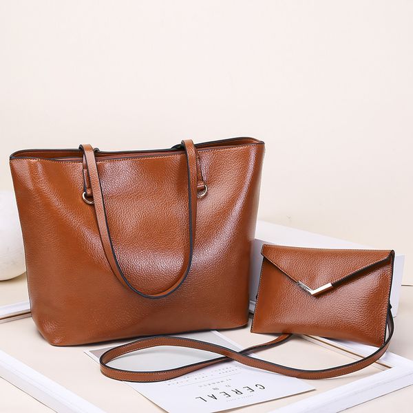 2020 new child and mother bag european and american fashion ladies hand bag simple shoulder trendy fashion tote
2020 new child and mother bag european and american fashion ladies hand bag simple shoulder trendy fashion tote