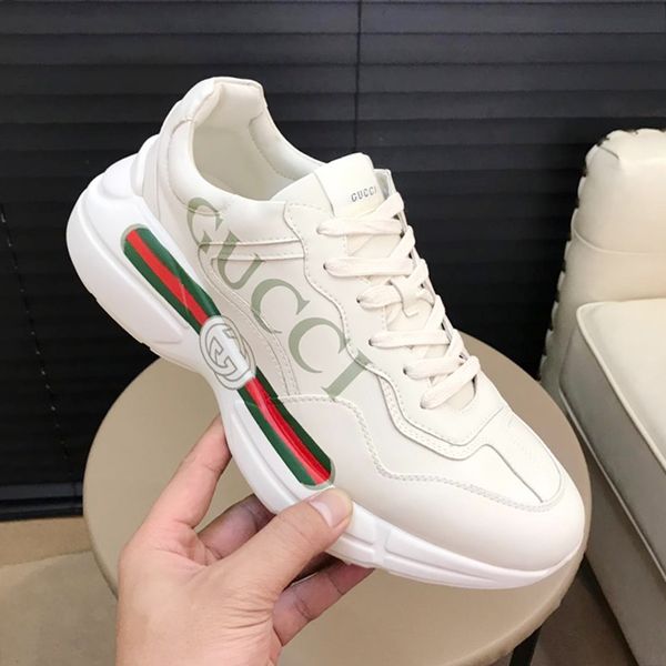 Mens Shoes Summer Fashion Sneakers Breathable Adult Male Tenis Footwear Soft Platform Trend with Original Box Rhyton Leather Sneaker Sale
Mens Shoes Summer Fashion Sneakers Breathable Adult Male Tenis Footwear Soft Platform Trend with Original Box Rhyton Leather Sneaker Sale