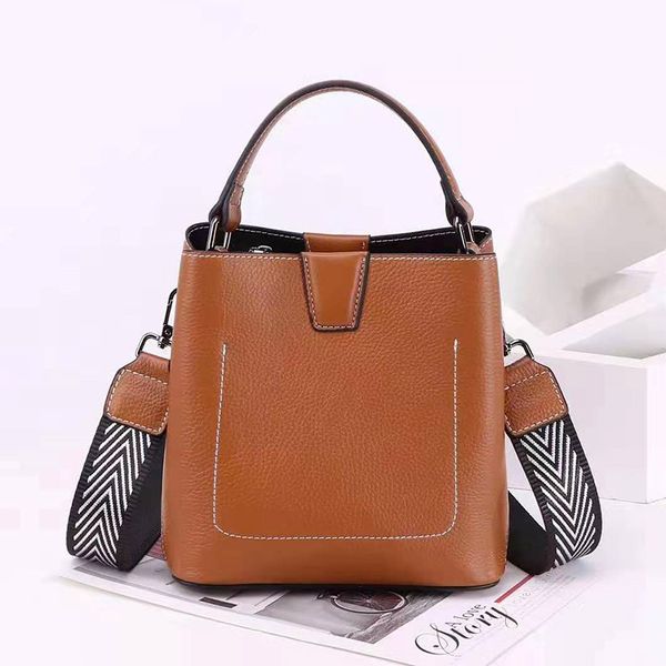 leather women's bag genuine leather handbag simple one-shoulder sling wide-band bucket bag
leather women's bag genuine leather handbag simple one-shoulder sling wide-band bucket bag