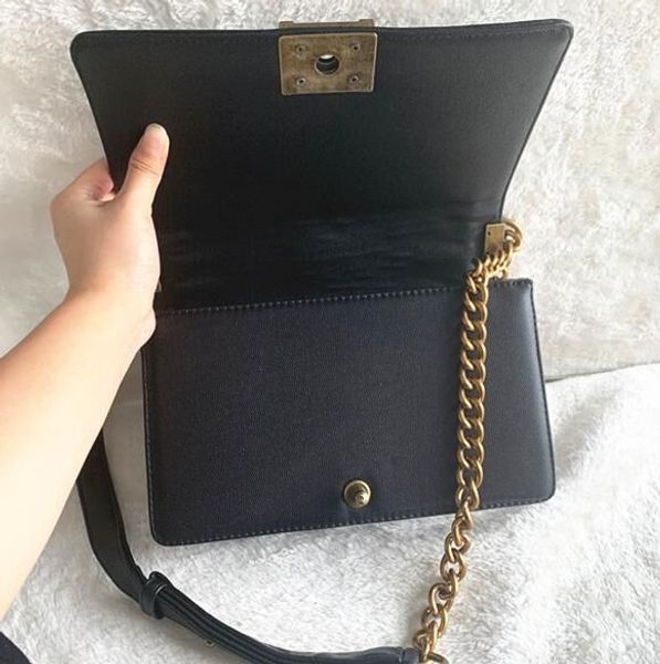 classic 20cm25cm flap chain bag designer bags women plaid chain bag handbag real leather purse crossbody shoulder messenger bag
classic 20cm25cm flap chain bag designer bags women plaid chain bag handbag real leather purse crossbody shoulder messenger bag