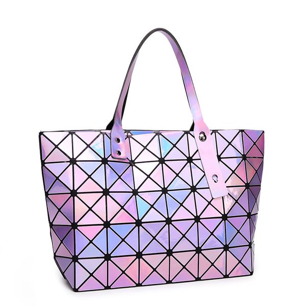 japan's same sansheng quality 7x8 laser purple silver geometric folding diamond bag shoulder bag
japan's same sansheng quality 7x8 laser purple silver geometric folding diamond bag shoulder bag