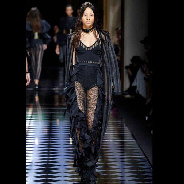 2019 new two 2 pieces black coat&jumpsuit suit hollow out mesh bandage jumpsuits fashion fashion celebrity party verano, Black;white
2019 new two 2 pieces black coat&jumpsuit suit hollow out mesh bandage jumpsuits fashion fashion celebrity party verano, Black;white