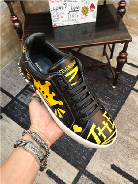 2020 latest rock running camouflage leather sneakers men and women rock nails outdoor leisure coach sneakers, Black
2020 latest rock running camouflage leather sneakers men and women rock nails outdoor leisure coach sneakers, Black