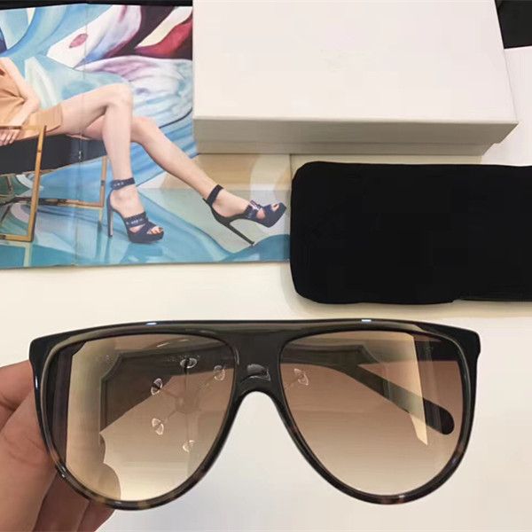 luxary- 41435 sunglasses vintage audrey women brand designer cl41435 big frame flap oversized leopard pc plank frame material with case, White;black
luxary- 41435 sunglasses vintage audrey women brand designer cl41435 big frame flap oversized leopard pc plank frame material with case, White;black