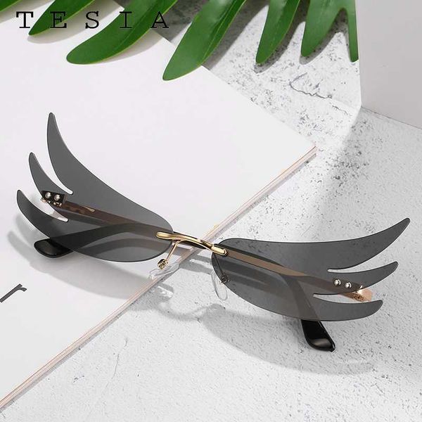 2020 дизайнер rimless wing солнцезащитные очки женщины luxury красочные моды солнцезащитные очки зеркальные flame sunglass lunette femme уни, White;black
2020 дизайнер rimless wing солнцезащитные очки женщины luxury красочные моды солнцезащитные очки зеркальные flame sunglass lunette femme уни, White;black