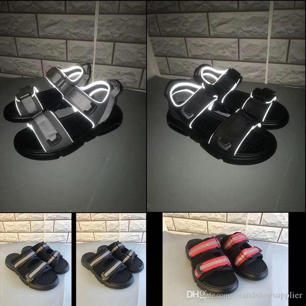 2019 new designer 3 m material sandals summer beach slippers black white casual sandals women's shoes indoor non-slip men's casual
2019 new designer 3 m material sandals summer beach slippers black white casual sandals women's shoes indoor non-slip men's casual