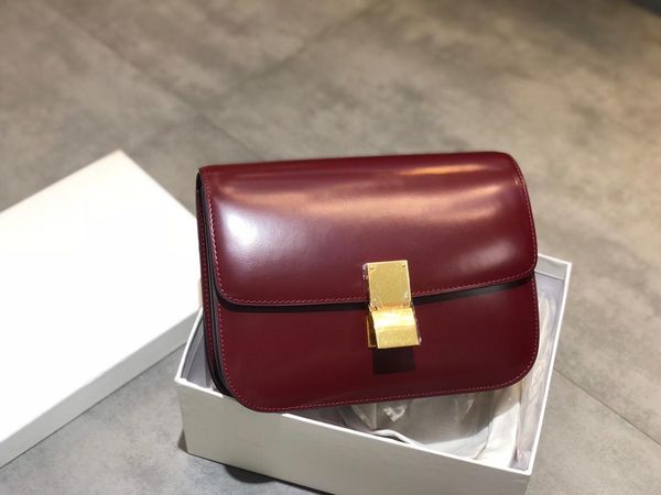 new fashion designer ladies clutch bag slung shoulder bag original single leather dust bag serial number
new fashion designer ladies clutch bag slung shoulder bag original single leather dust bag serial number