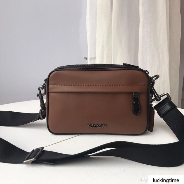 pra1ra single-shoulder men s bags backpack stylish classic leather handbags m50715
pra1ra single-shoulder men s bags backpack stylish classic leather handbags m50715