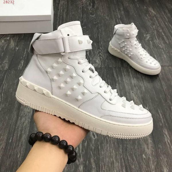 2020 classic designer boots boys sneakers trainers driving fashion loafers flats boys casual shoes moccasins genuine leather 38-44 air, Black
2020 classic designer boots boys sneakers trainers driving fashion loafers flats boys casual shoes moccasins genuine leather 38-44 air, Black