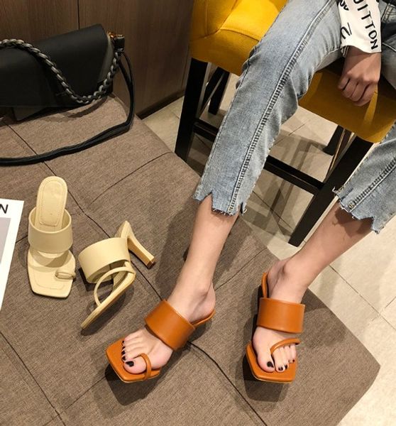 rubber flip flops shoes woman 2020 med womens slippers outdoor thin heels luxury slides heeled mules hawaiian designer high pu, Black
rubber flip flops shoes woman 2020 med womens slippers outdoor thin heels luxury slides heeled mules hawaiian designer high pu, Black