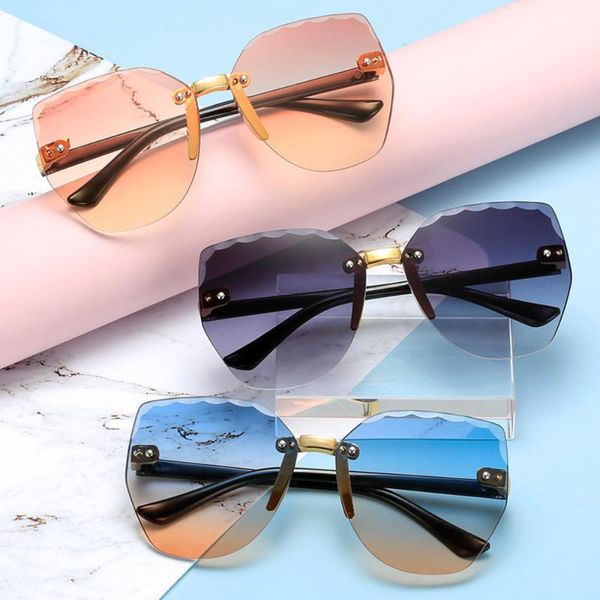new baby accessories children's boys girls kid sunglasses candy color lenses uv400 protection stylish baby frame outdoor look, White;black
new baby accessories children's boys girls kid sunglasses candy color lenses uv400 protection stylish baby frame outdoor look, White;black