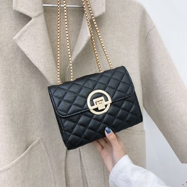 2020 small bag women's fashion versatile shoulder leather bag rhombus chain square sling handbags evening clutch bags
2020 small bag women's fashion versatile shoulder leather bag rhombus chain square sling handbags evening clutch bags