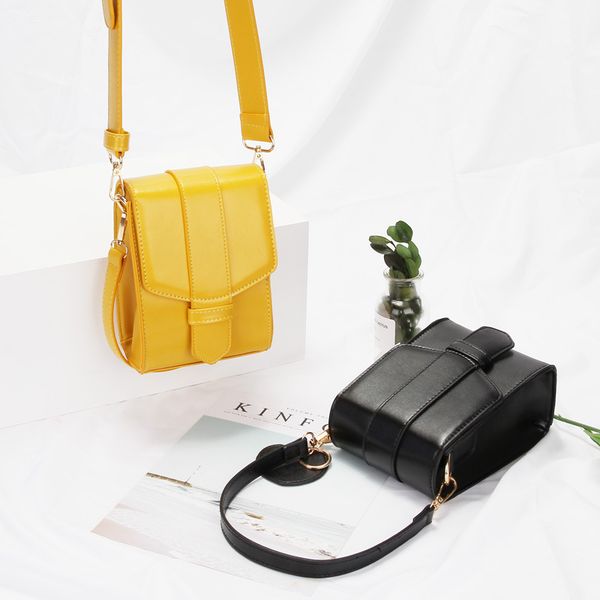 women's bag 2020 new simple mobile phone bag cute one shoulder messenger small square wide shoulder belt small
women's bag 2020 new simple mobile phone bag cute one shoulder messenger small square wide shoulder belt small