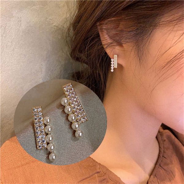 new creative elegant pearl stud earrings for women gold statement geometric korean earrings 2020 temperament brinco jewelry gift, Golden;silver
new creative elegant pearl stud earrings for women gold statement geometric korean earrings 2020 temperament brinco jewelry gift, Golden;silver