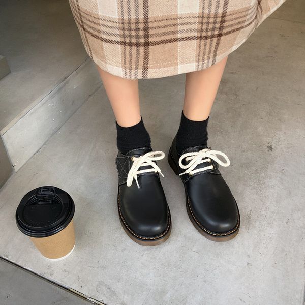korean shoes casual female sneakers all-match oxfords women's flats british style round toe autumn shallow mouth 2019 leather, Black
korean shoes casual female sneakers all-match oxfords women's flats british style round toe autumn shallow mouth 2019 leather, Black