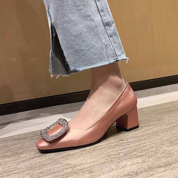 new bling crystal decorations princess style slip on small square toe high heels beauty lady fashion shiny pumps, Black
new bling crystal decorations princess style slip on small square toe high heels beauty lady fashion shiny pumps, Black